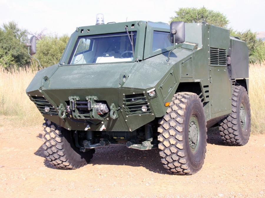  BAE RG35 4x4 2009 года  (фото 11 из 17)